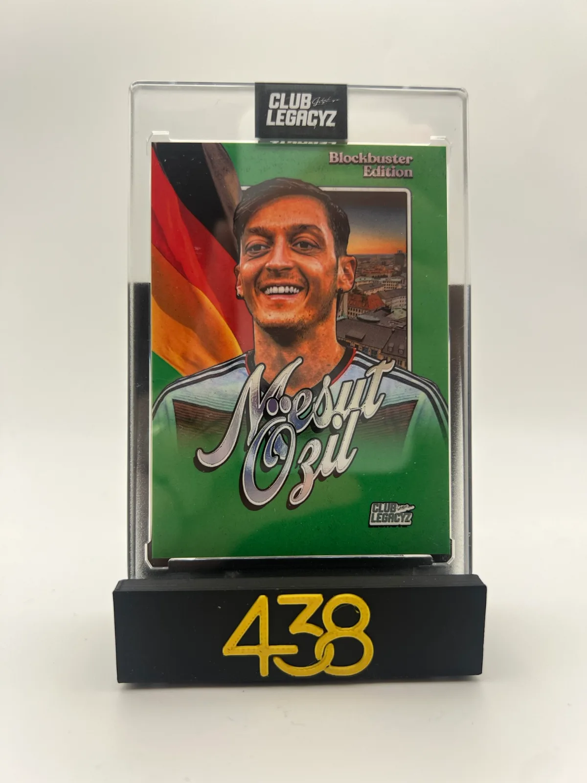 Mesut Ozil Blockbuster Edition Feature Legend 10/25